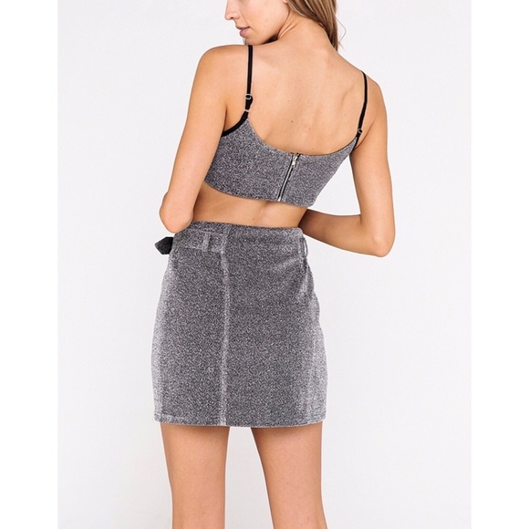 NWT Metallic Sexy Crop Top - Picture 4 of 5